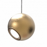 подвесная люстра с шарообразным латунным плафоном и направленным светом вниз