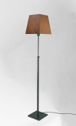 напольный светильник с квадратным текстильным абажуром