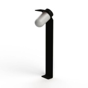 садовый фонарик на стойке с овальным плафоном и чёрным корпусом