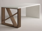 J-TABLE Стол / письменный стол Casamania & Horm