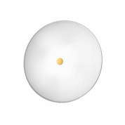 потолочный светильник с золотым декором и тремя лампами