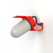 уличное настенное бра с овальным плафоном и красным корпусом