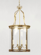 подвесной фонарь цилиндрической формы с прозрачными панелями и латунным каркасом