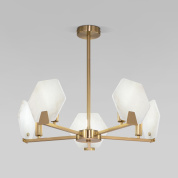 пятирожковая подвесная люстра с многогранными каменными абажурами на латунной конструкции