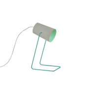 настольный светильник с цилиндрическим плафоном и зелёной стойкой