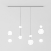 современная линейная люстра с подвесными плафонами