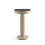 уличная настольная лампа на металлической ножке