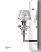 настенный светильник с рифлёным стеклянным плафоном на прямом кронштейне