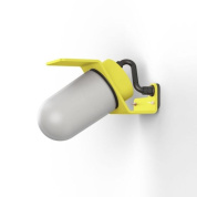 уличное настенное бра с матовым плафоном и жёлтым козырьком