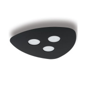 потолочный светильник черного цвета с тремя встроенными источниками света