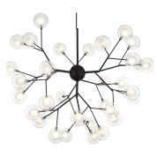 подвесная люстра с многочисленными источниками света на черных проводах