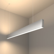 подвесной линейный светильник вытянутой формы на тросах