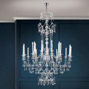 многоярусная хрустальная люстра с вытянутыми свечными рожками в хромовом исполнении