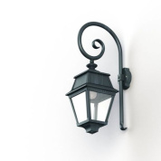 настенное уличное бра с прозрачными стёклами и зелёным корпусом в ретро-стиле