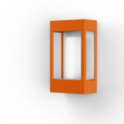 уличное настенное бра прямоугольной формы оранжевого оттенка