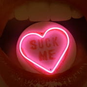 Hot Lips Suck Me Led Neon волоконно-оптическое освещение Sonder Living 1206489