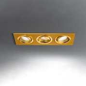 встраиваемый потолочный светильник с тремя золотыми отражателями