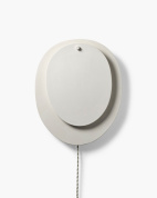 настенный светильник с круглым плоским корпусом и отраженным светом