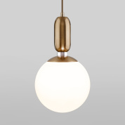 подвесной светильник с шарообразным матовым стеклянным плафоном на кабеле