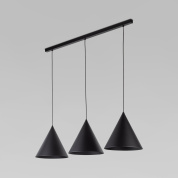подвесной линейный светильник с тремя коническими металлическими плафонами на прямой штанге
