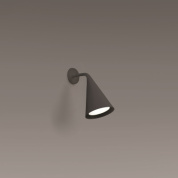 настенный светильник с металлическим плафоном конусообразной формы