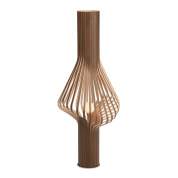 декоративный напольный светильник торшер с деревянным ажурным корпусом органической формы