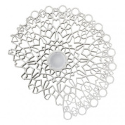 потолочный или настенный светильник с белым плафоном