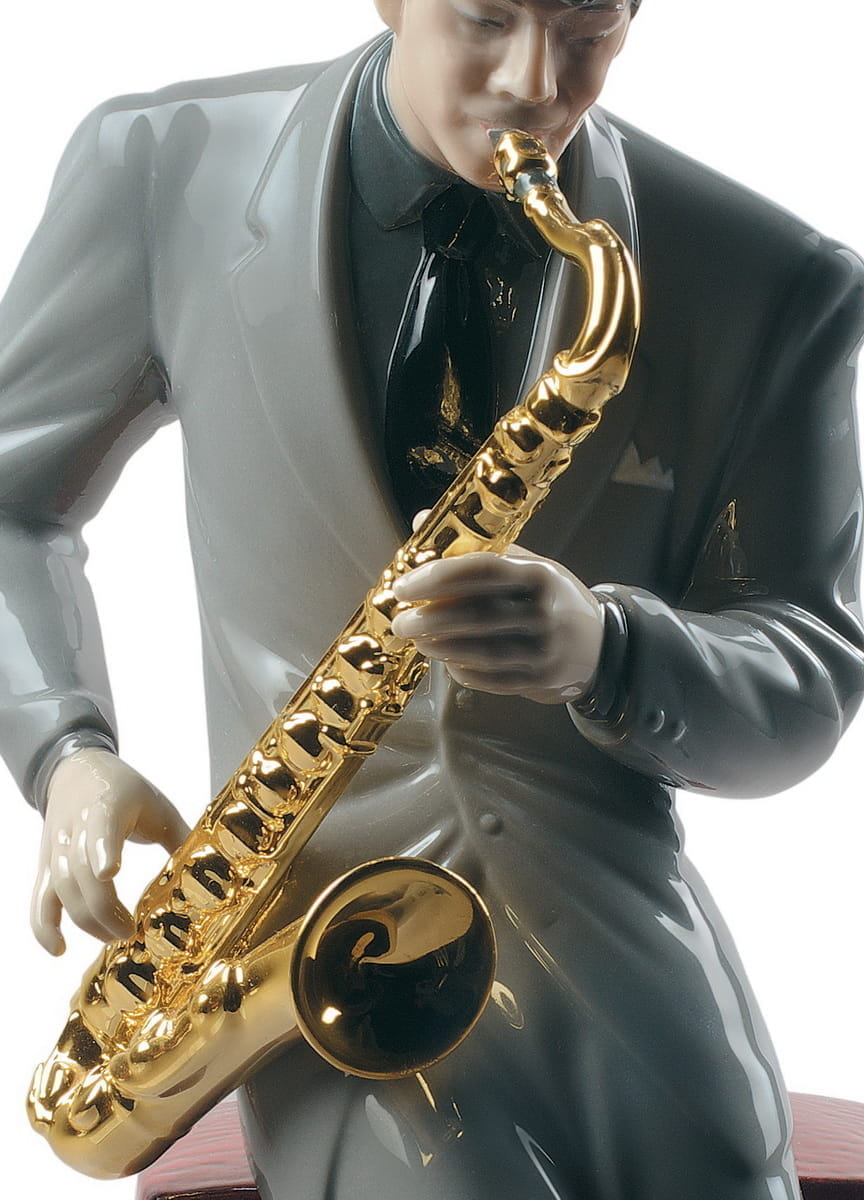 JAZZ SAXOPHONIST Декоративный предмет из фарфора в современном стиле Lladro  1009330 – купить по цене 0 руб. в Москве