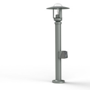 садовый светильник серого цвета с круглым плафоном и розеткой на стойке