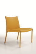 Nuvola Мягкое кожаное кресло для ресепшн в современном стиле Midj