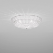 классический потолочный светильник с рельефным плафоном