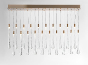 подвесной светильник с линейной рамой и множеством подвесных стеклянных элементов