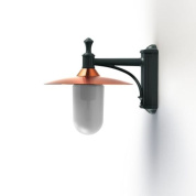 настенный светильник с медным куполом и зелёным основанием