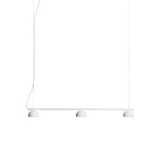 подвесной линейный светильник с тремя направленными источниками света на кабелях