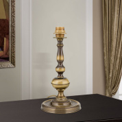 настольная лампа без абажура с высокой декоративной латунной стойкой