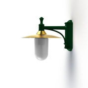 настенное бра с купольным плафоном и зелёным металлическим держателем