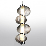 подвесной светильник с металлическими шарами на стержне