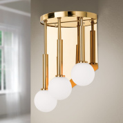 трёхламповое настенное бра с вертикальными золотистыми цилиндрами и опаловыми шарами (левая ориентация)