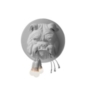 настенный светильник с художественным рельефом в белом корпусе