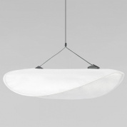 подвесной светильник с плавной формой плафона на тросах