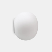 настенное бра с овальным матовым стеклянным плафоном увеличенного размера