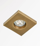 встраиваемый потолочный светильник квадратной формы с утопленным источником света