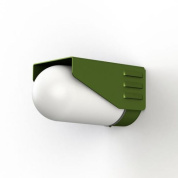 настенный уличный светильник с асимметричным плафоном зелёного оттенка