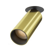 встраиваемый потолочный светильник черного цвета с латунным корпусом