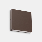 настенный светильник прямоугольной формы с плоским корпусом