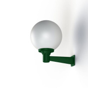 настенное бра зелёного цвета с шарообразным плафоном из матового стекла