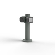 уличная розетка на стойке серого металлического цвета