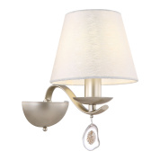 настенное бра с абажуром из ткани и декоративным кристаллом