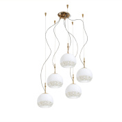 подвесной светильник с пятью стеклянными шарами