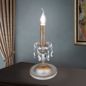 одноламповое настольное бра-свеча с кристальными подвесками на округлом основании